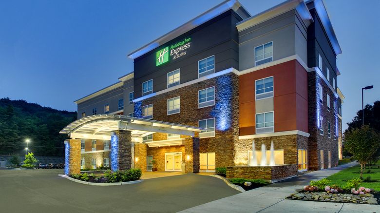 <b>Holiday Inn Express & Suites Ithaca Exterior</b>. Images powered by <a href="https://www.leonardoworldwide.com/" title="Leonardo Worldwide" target="_blank">Leonardo</a>.
