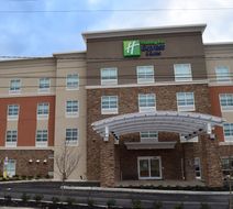 Holiday Inn Express & Suites Ithaca Exterior