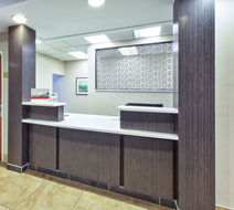 Candlewood Suites Indianapolis Airport Lobby