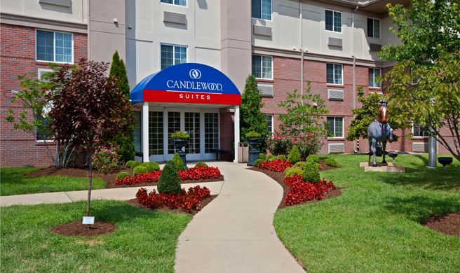 Candlewood Suites Louisville Airport Exterior