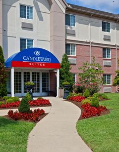 Candlewood Suites Louisville Airport