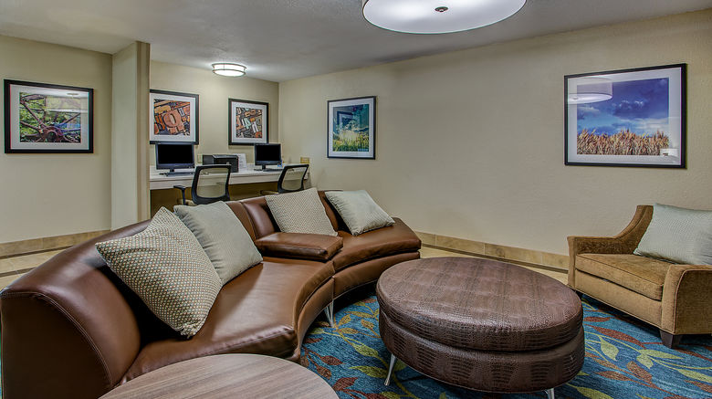 <b>Candlewood Suites Louisville Airport Lobby</b>. Images powered by <a href="https://www.leonardoworldwide.com/" title="Leonardo Worldwide" target="_blank">Leonardo</a>.