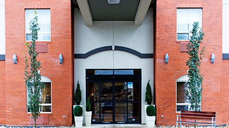 <b>Holiday Inn Express Slave Lake Exterior</b>. Images powered by <a href="https://www.leonardoworldwide.com/" title="Leonardo Worldwide" target="_blank">Leonardo</a>.