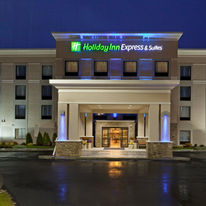 Holiday Inn Express & Suites Malone