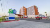 Holiday Inn Express/Suites Raymondville Exterior