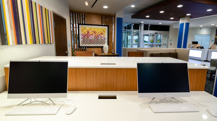 Holiday Inn Express & Suites Taylor Other