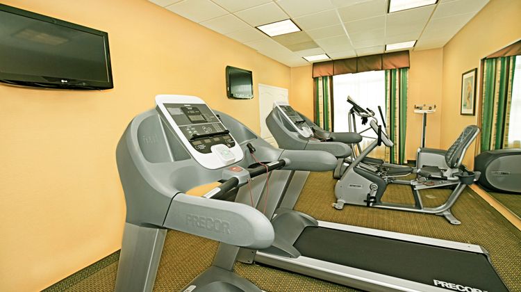 Holiday Inn Express & Suites Bossier cit Health Club