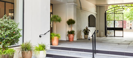 Crowne Plaza Hotel Paris Republique Exterior