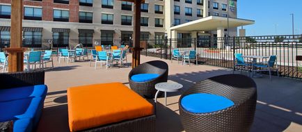 Holiday Inn Express & Suites Frisco NW Exterior