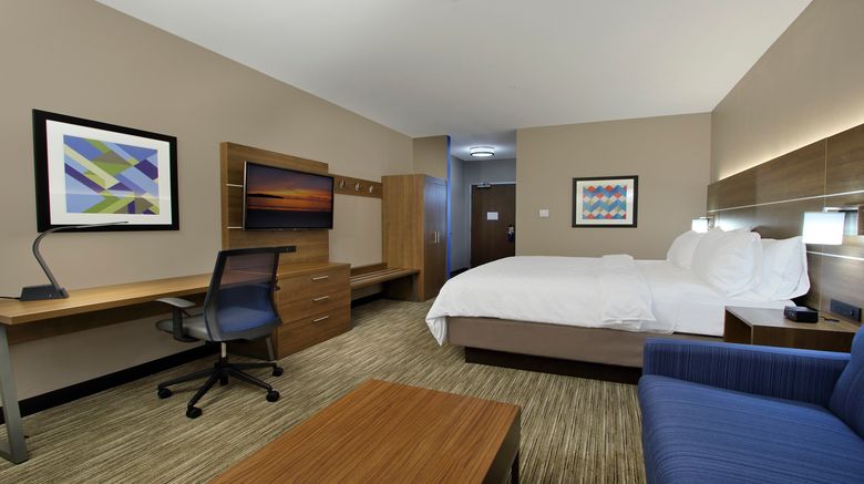 <b>Holiday Inn Express & Suites Frisco NW Room</b>. Images powered by <a href="https://www.leonardoworldwide.com/" title="Leonardo Worldwide" target="_blank">Leonardo</a>.