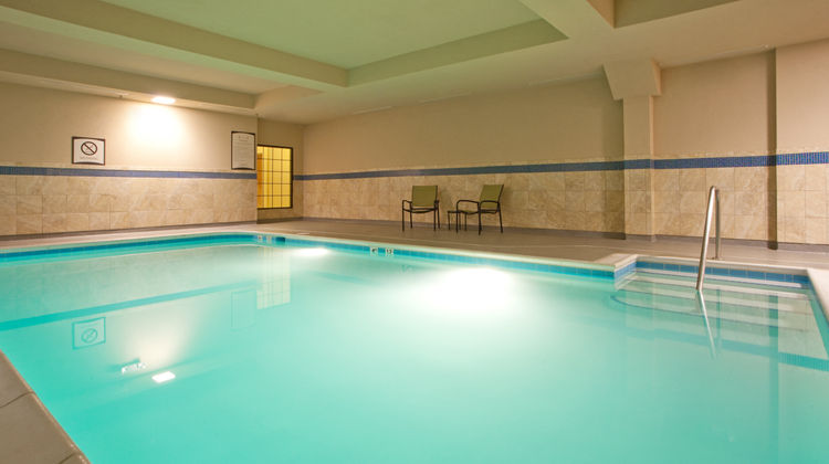Staybridge Suites Stafford/Quantico Pool