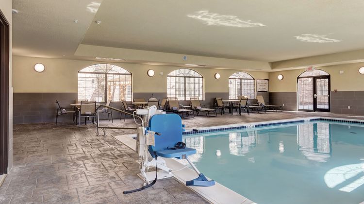Staybridge Suites St Louis - Westport Pool