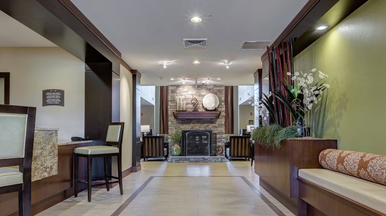 <b>Staybridge Suites St Louis - Westport Lobby</b>. Images powered by <a href="https://www.leonardoworldwide.com/" title="Leonardo Worldwide" target="_blank">Leonardo</a>.
