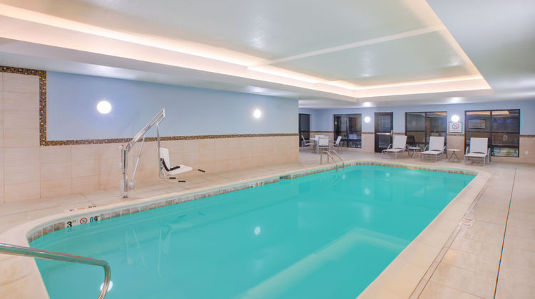 Staybridge Suites Benton Harbor Pool