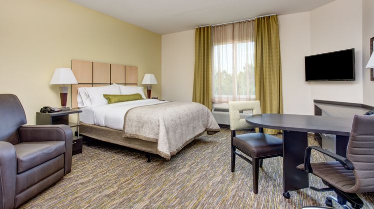 Candlewood Suites Cut Off Room