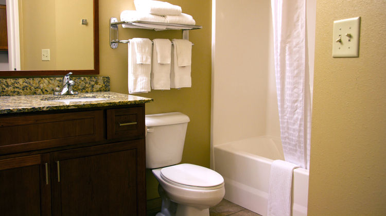Candlewood Suites Champaign Room