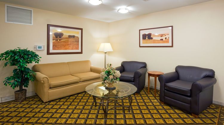Candlewood Suites Lobby
