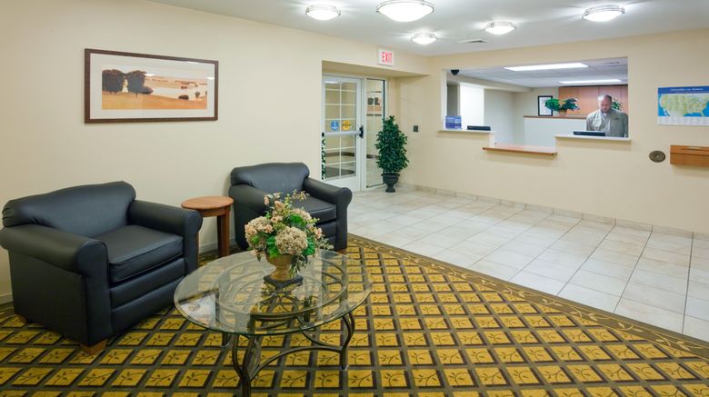 <b>Candlewood Suites Lobby</b>. Images powered by <a href="https://www.leonardoworldwide.com/" title="Leonardo Worldwide" target="_blank">Leonardo</a>.