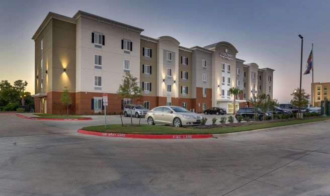 Candlewood Suites College Station Exterior