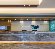 Holiday Inn Express Shanghai New Jinqiao Exterior