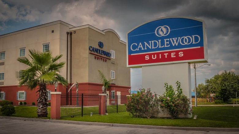 <b>Candlewood Suites New Iberia Exterior</b>. Images powered by <a href="https://www.leonardoworldwide.com/" title="Leonardo Worldwide" target="_blank">Leonardo</a>.