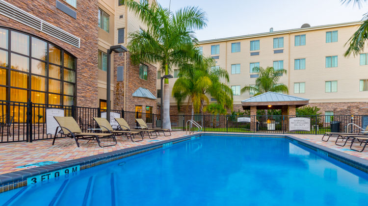 Staybridge Suites Pool