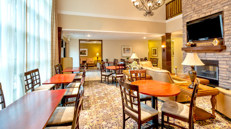 Staybridge Suites Lobby