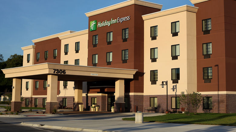 <b>Holiday Inn Express Omaha South Ralston Exterior</b>. Images powered by <a href="https://www.leonardoworldwide.com/" title="Leonardo Worldwide" target="_blank">Leonardo</a>.