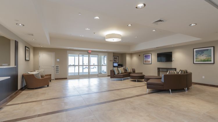 Candlewood Suites Mishawaka Lobby