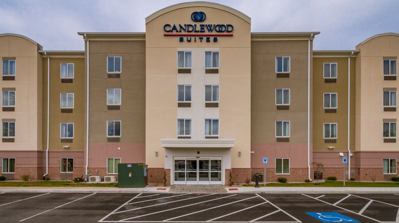 <b>Candlewood Suites Mishawaka Exterior</b>. Images powered by <a href="https://www.leonardoworldwide.com/" title="Leonardo Worldwide" target="_blank">Leonardo</a>.