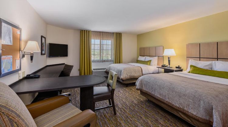 Candlewood Suites Tucson Room