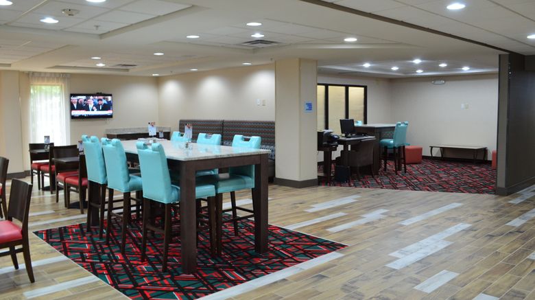 <b>Holiday Inn Express Madison Lobby</b>. Images powered by <a href="https://www.leonardoworldwide.com/" title="Leonardo Worldwide" target="_blank">Leonardo</a>.