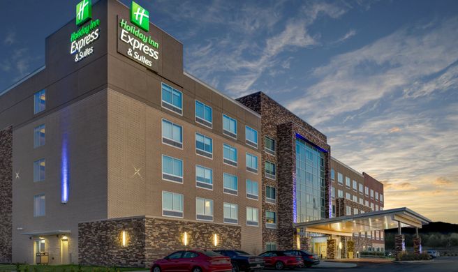 Holiday Inn Express/Stes Indianapolis Exterior