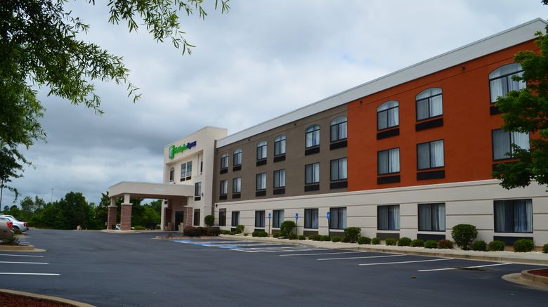 <b>Holiday Inn Express Madison Exterior</b>. Images powered by <a href="https://www.leonardoworldwide.com/" title="Leonardo Worldwide" target="_blank">Leonardo</a>.