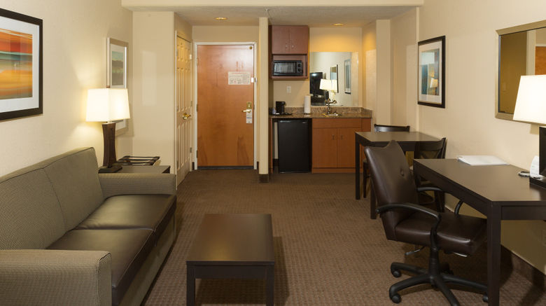 <b>Holiday Inn Express & Suites Airport Room</b>. Images powered by <a href="https://www.leonardoworldwide.com/" title="Leonardo Worldwide" target="_blank">Leonardo</a>.
