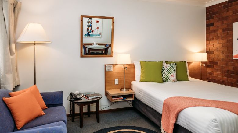 <b>Country Pathfinder Motor Inn Room</b>. Images powered by <a href="https://www.leonardoworldwide.com/" title="Leonardo Worldwide" target="_blank">Leonardo</a>.