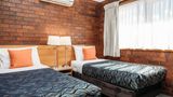 Country Pathfinder Motor Inn Room