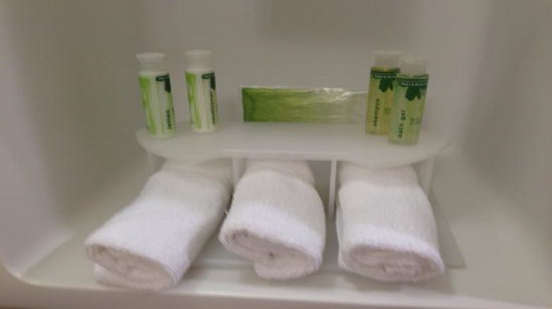 <b>Holiday Inn Express & Suites Houston E Room</b>. Images powered by <a href="https://www.leonardoworldwide.com/" title="Leonardo Worldwide" target="_blank">Leonardo</a>.
