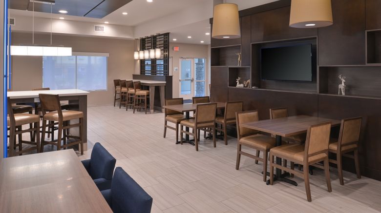 <b>Holiday Inn Express & Suites Houston E Restaurant</b>. Images powered by <a href="https://www.leonardoworldwide.com/" title="Leonardo Worldwide" target="_blank">Leonardo</a>.