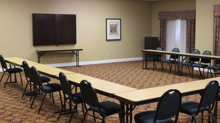 Holiday Inn Express Hotel & Suites Meeting