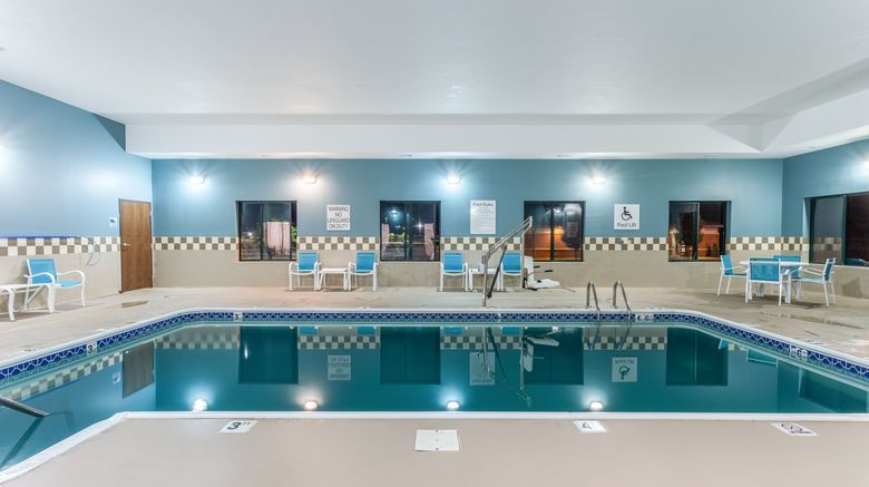 <b>Holiday Inn Express Shiloh-O'Fallon Pool</b>. Images powered by <a href="https://www.leonardoworldwide.com/" title="Leonardo Worldwide" target="_blank">Leonardo</a>.