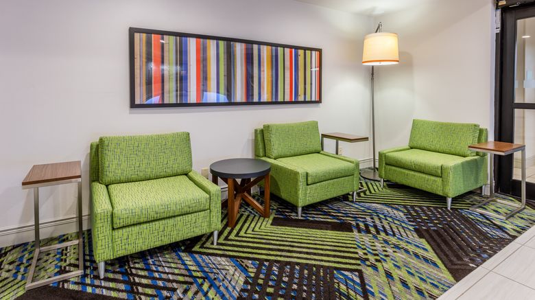 <b>Holiday Inn Express Shiloh-O'Fallon Lobby</b>. Images powered by <a href="https://www.leonardoworldwide.com/" title="Leonardo Worldwide" target="_blank">Leonardo</a>.