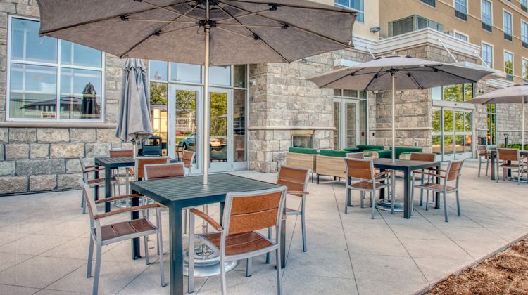 Holiday Inn Appleton Exterior