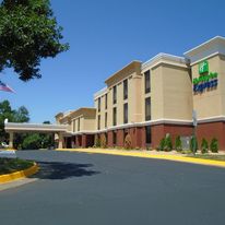 Holiday Inn Express Midlothian Turnpike