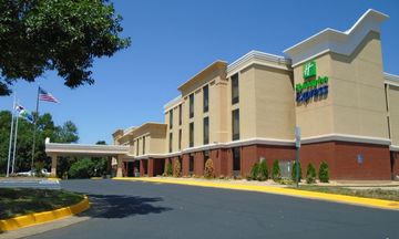Holiday Inn Express Midlothian Turnpike