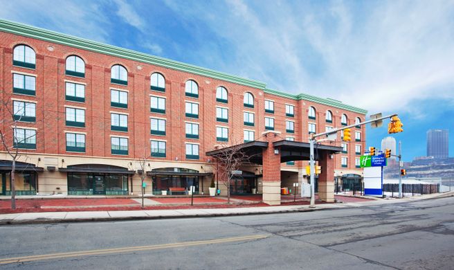 Holiday Inn Express Pittsburgh Southside Exterior