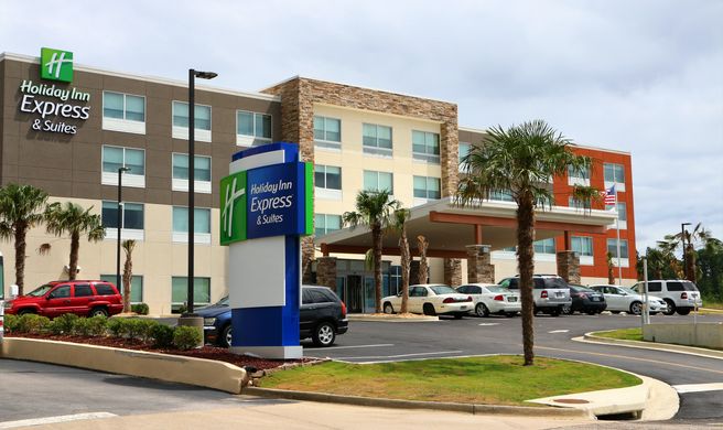 Holiday Inn Express & Suites Alabaster Exterior
