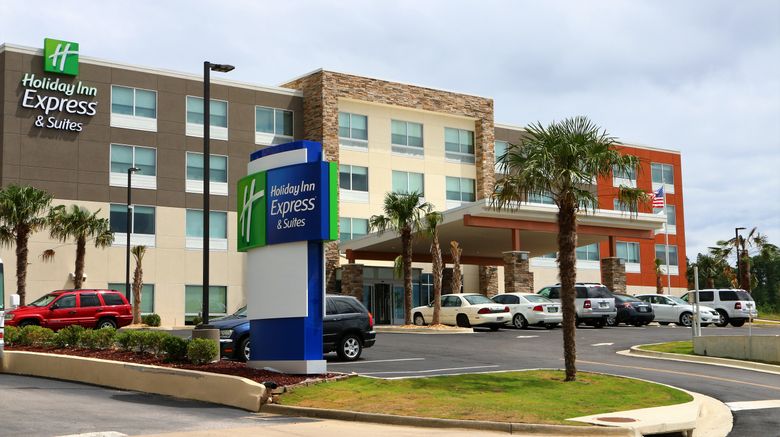 Holiday Inn Express  and  Suites Alabaster Exterior. Images powered by <a href="https://www.leonardoworldwide.com" target="_blank" rel="noopener">Leonardo</a>.