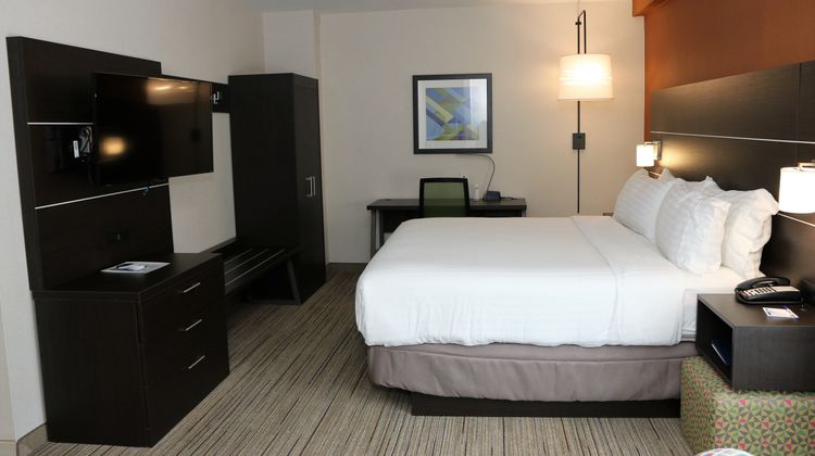 Holiday Inn Express & Suites Alabaster Room