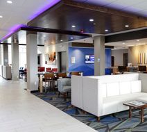 Holiday Inn Express & Suites Alabaster Lobby